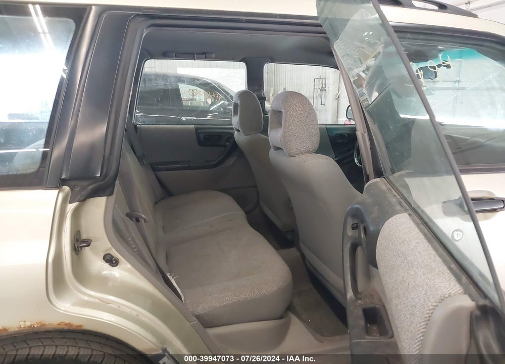 2002 SUBARU FORESTER L VIN: JF1SF63582H750578
