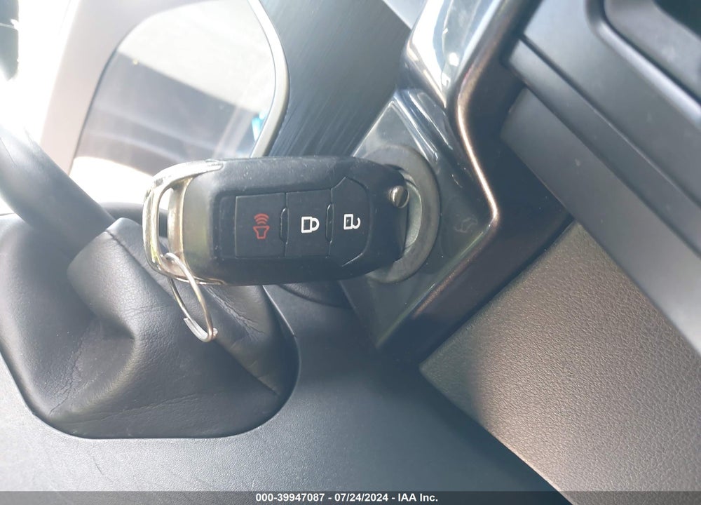 2021 FORD F-150 XL VIN: 1FTEW1CP2MKD72095