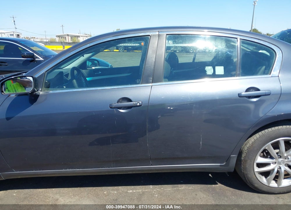 2007 INFINITI G35X VIN: JNKBV61F87M813961