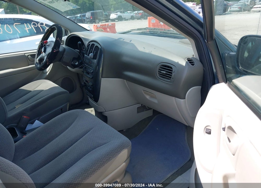 2005 DODGE CARAVAN SXT VIN: 1D4GP45R65B344617