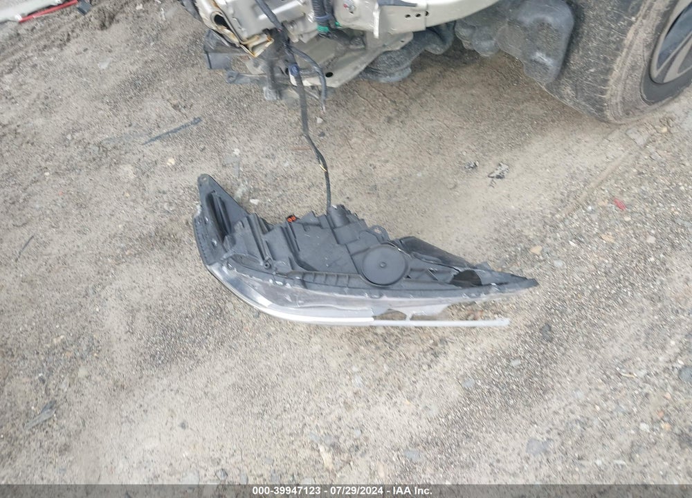 2016 HONDA ACCORD LX VIN: 1HGCR2F31GA121951