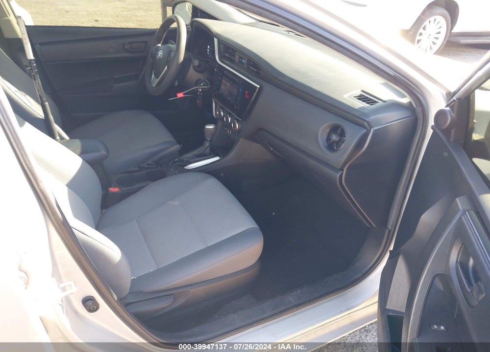 2019 TOYOTA COROLLA L VIN: 2T1BURHE7KC160693