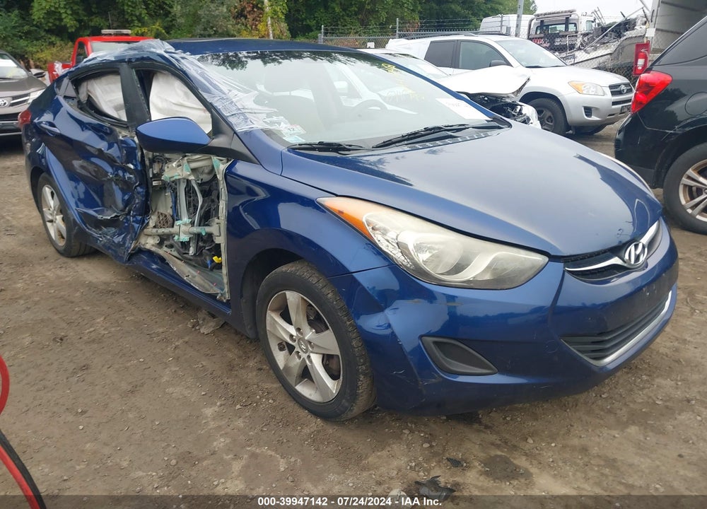 2013 HYUNDAI ELANTRA GLS VIN: KMHDH4AE9DU771868