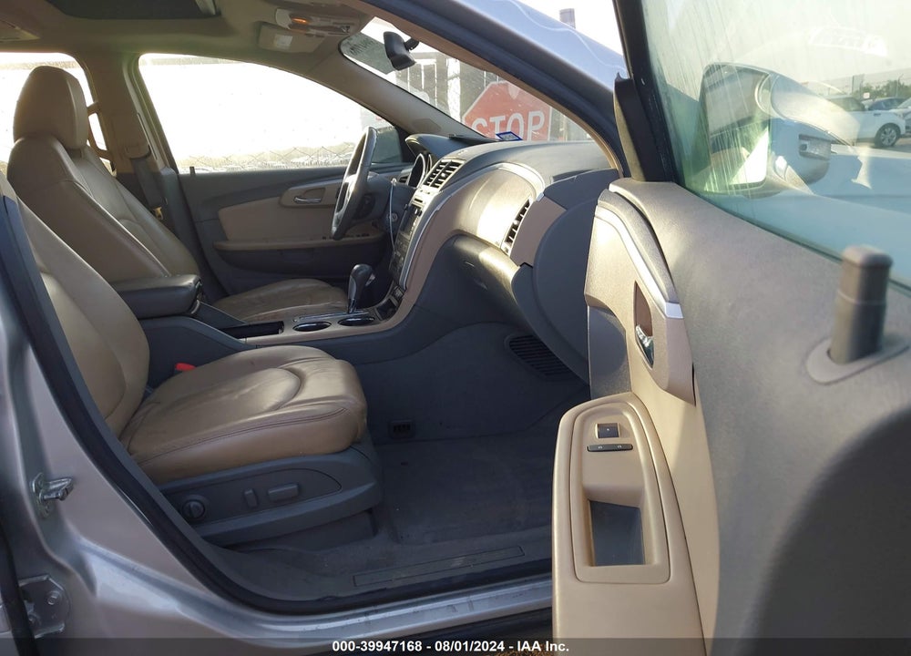 2009 CHEVROLET TRAVERSE LT VIN: 1GNER23D69S101137