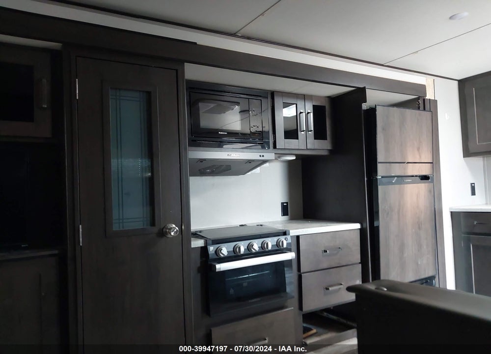 2021 GRAND DESIGN TRANSCEND VIN: 573TT3125M8812352