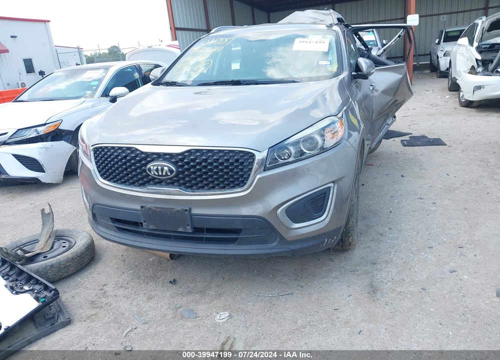 2017 KIA SORENTO 2.4L LX VIN: 5XYPG4A3XHG251124