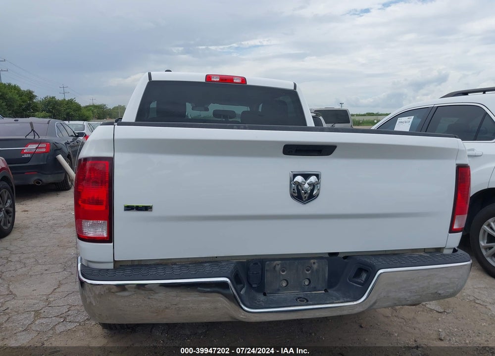 2021 RAM 1500 CLASSIC SLT 4X2 5'7 BOX VIN: 1C6RR6LG1MS529838