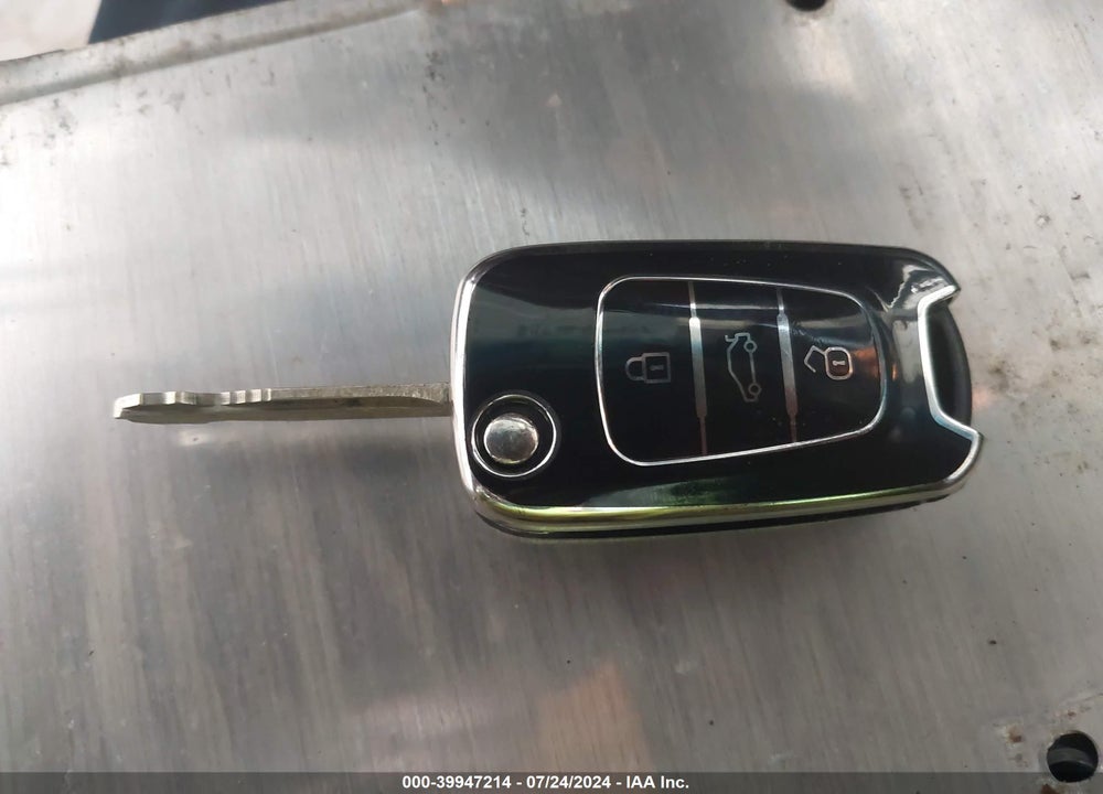 2013 KIA SOUL VIN: KNDJT2A65D7617921
