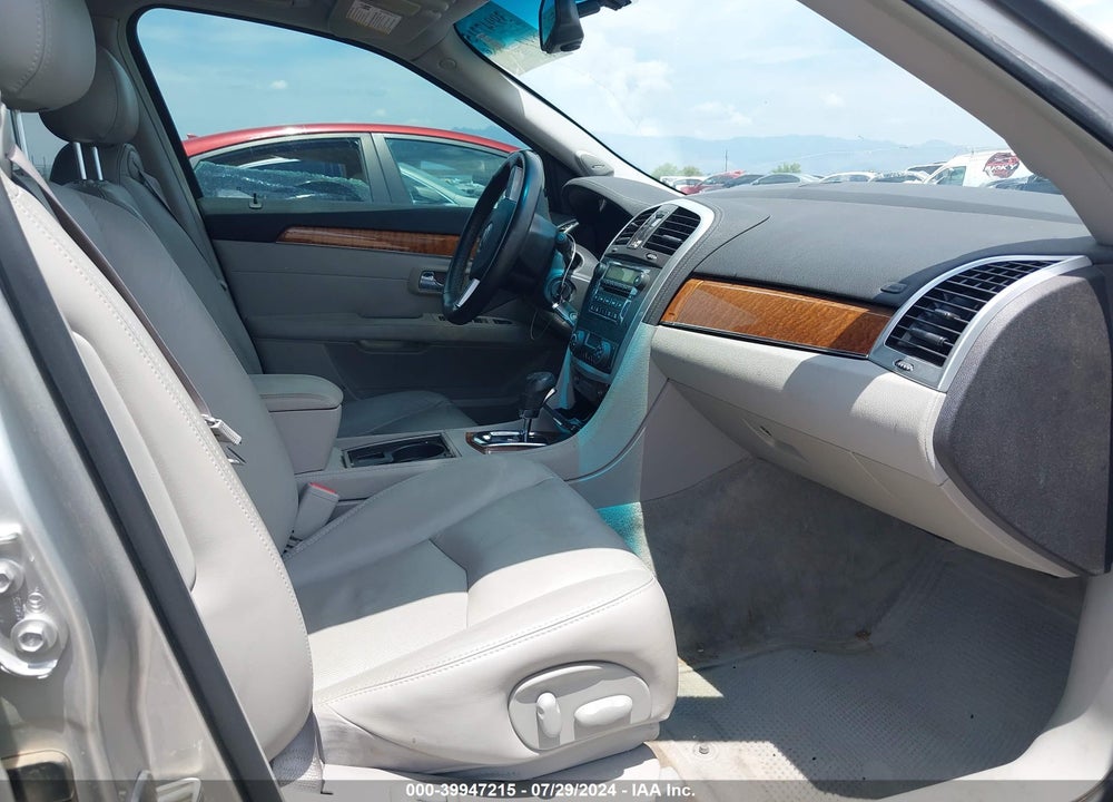 2008 CADILLAC SRX V6 VIN: 1GYEE637280120519
