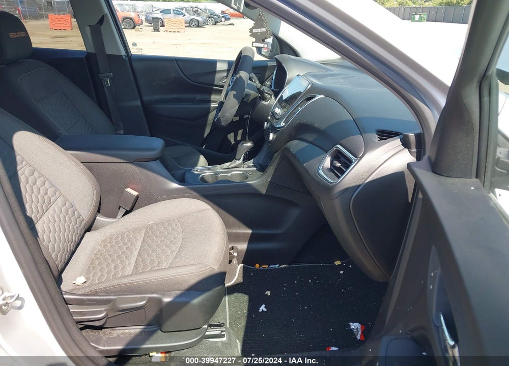 2019 CHEVROLET EQUINOX LT VIN: 2GNAXVEX4K6163187