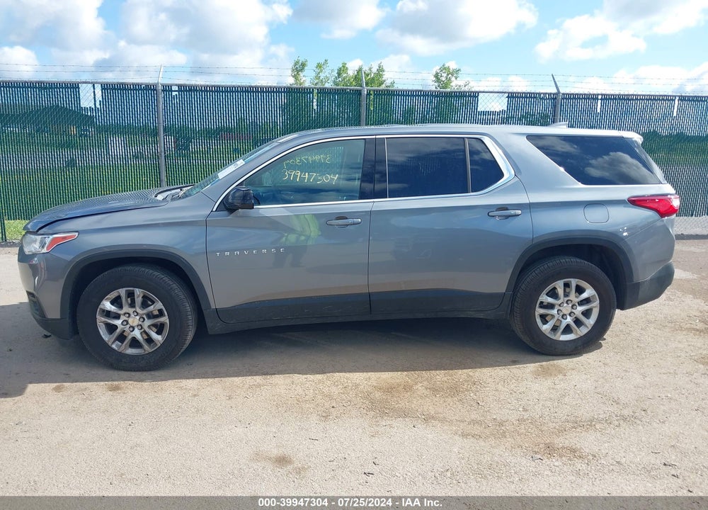 2018 CHEVROLET TRAVERSE LS VIN: 1GNEVFKW9JJ267779