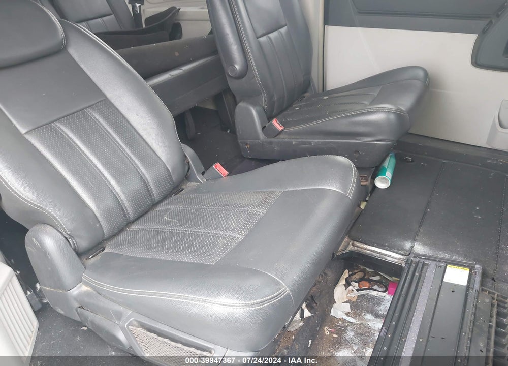 2009 CHRYSLER TOWN & COUNTRY TOURING VIN: 2A8HR54X19R652893