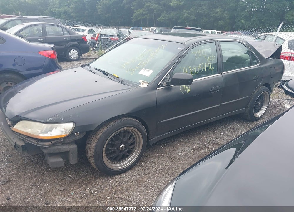 1999 HONDA ACCORD EX V6 VIN: 1HGCG1656XA038193