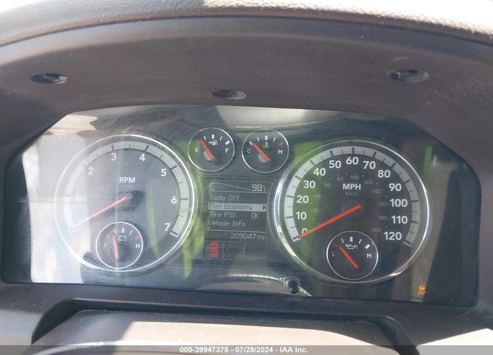 2011 RAM 1500 SLT VIN: 1D7RB1CT0BS612130