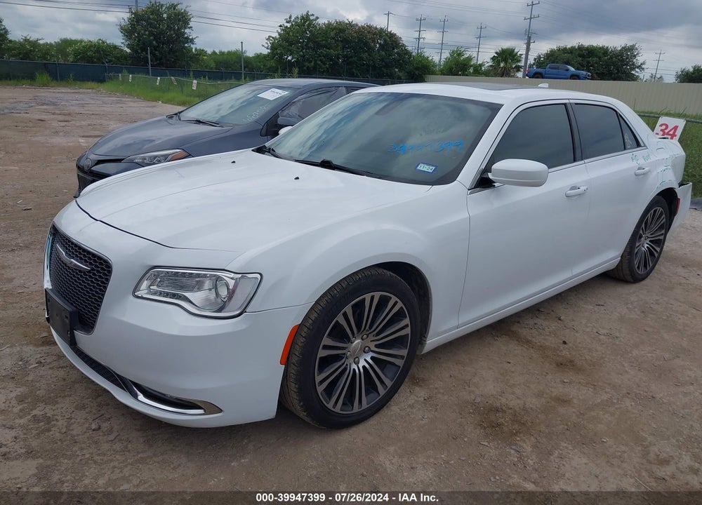 2017 CHRYSLER 300 LIMITED VIN: 2C3CCAAG7HH617882