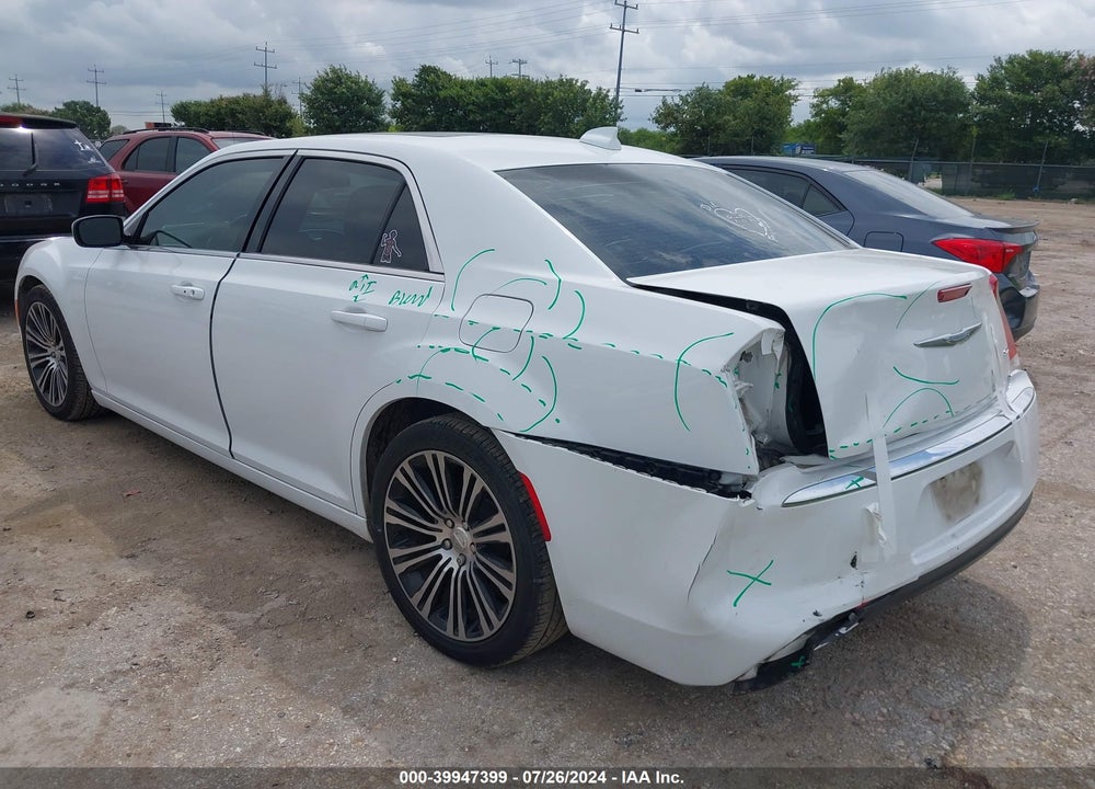 2017 CHRYSLER 300 LIMITED VIN: 2C3CCAAG7HH617882