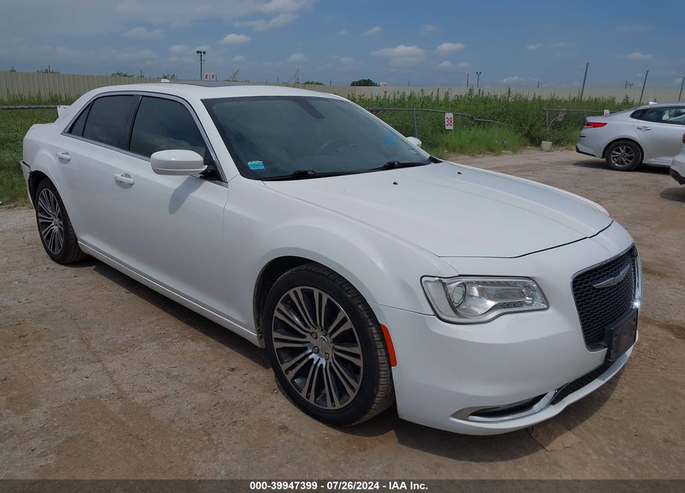 2017 CHRYSLER 300 LIMITED VIN: 2C3CCAAG7HH617882
