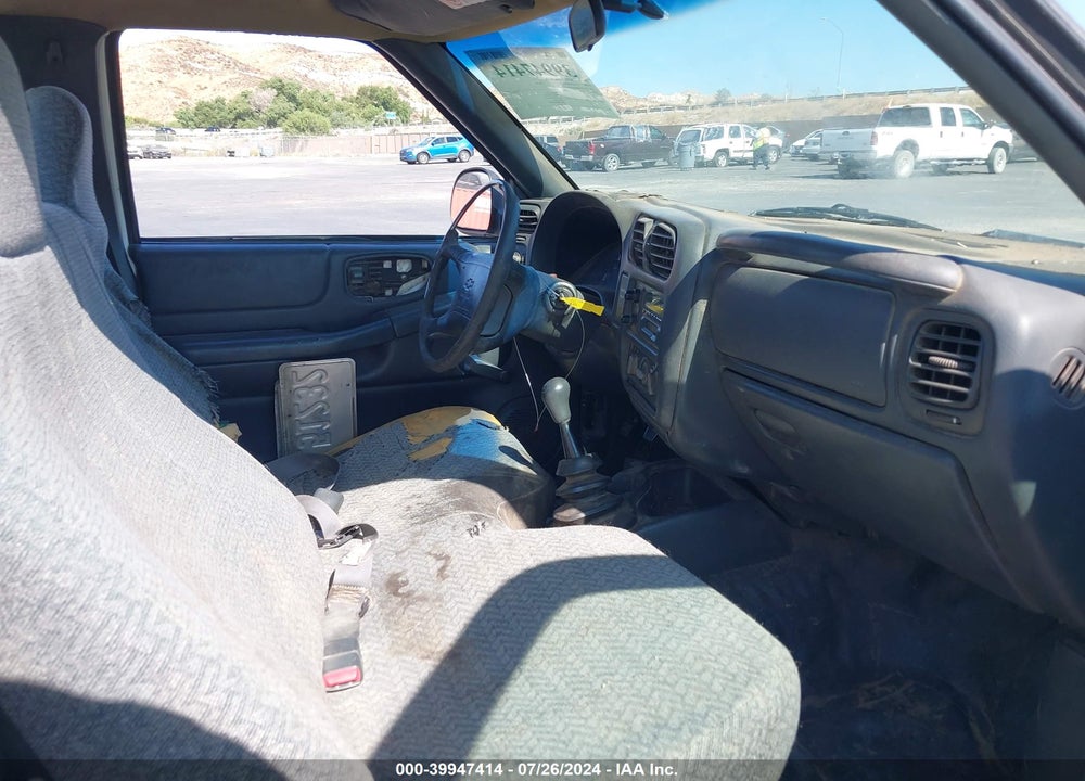 1998 CHEVROLET S-10 FLEETSIDE VIN: 1GCCS1449W8141671