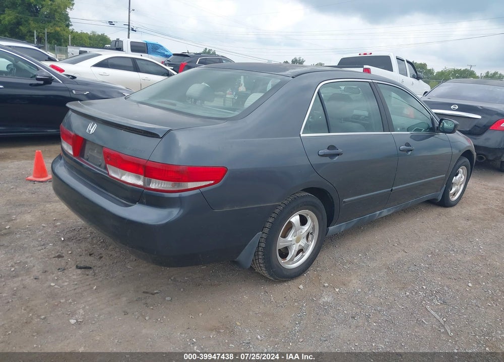 2004 HONDA ACCORD 2.4 LX VIN: JHMCM56354C006489
