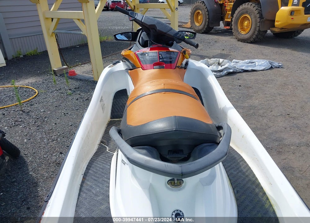2014 SEA DOO --- VIN: YDV26819I314