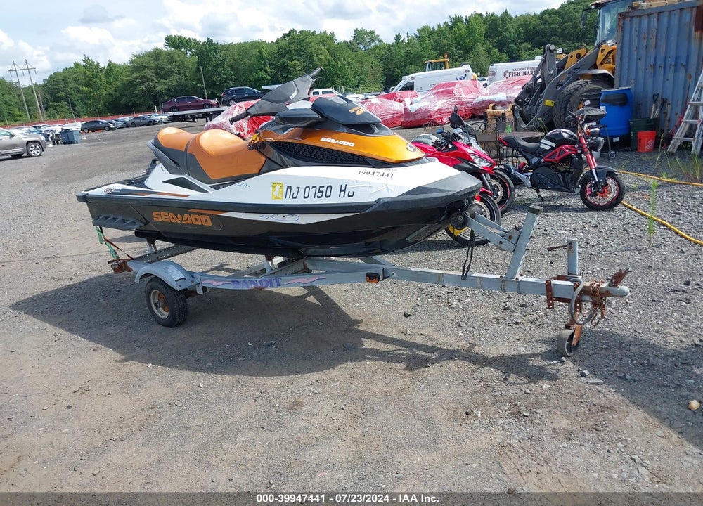 2014 SEA DOO --- VIN: YDV26819I314