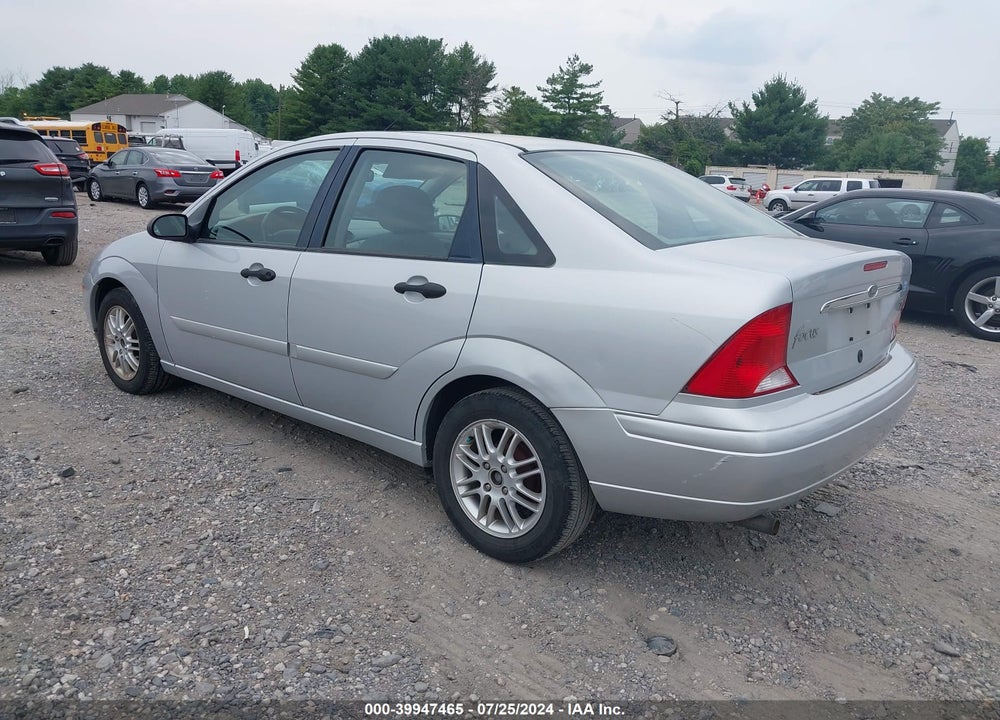 2000 FORD FOCUS ZTS VIN: 1FAHP3838YW353311