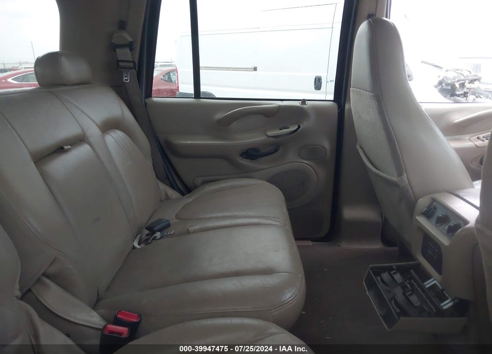 2002 FORD EXPEDITION EDDIE BAUER VIN: 1FMRU17L92LA52483