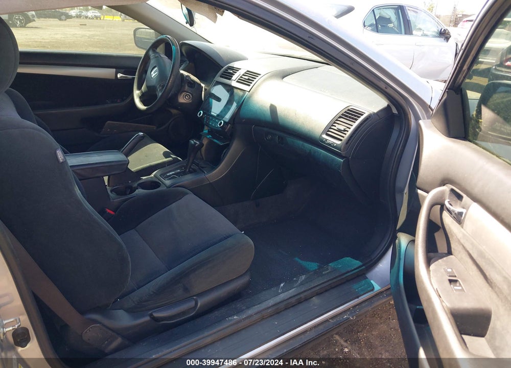 2004 HONDA ACCORD 3.0 LX VIN: 1HGCM82224A012442