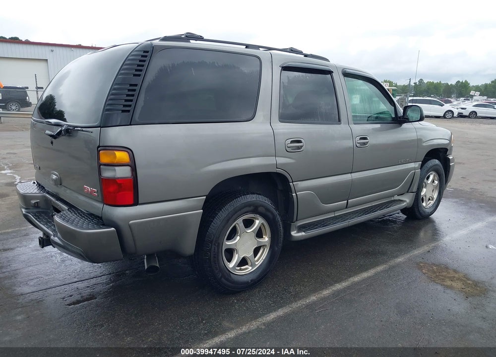 2005 GMC YUKON DENALI VIN: 1GKEK63U55J102028