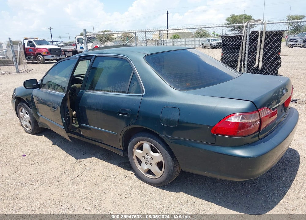 1999 HONDA ACCORD EX V6 VIN: 1HGCG1653XA034490