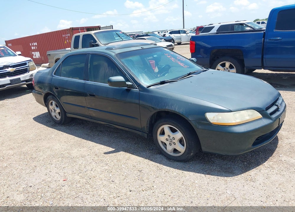 1999 HONDA ACCORD EX V6 VIN: 1HGCG1653XA034490