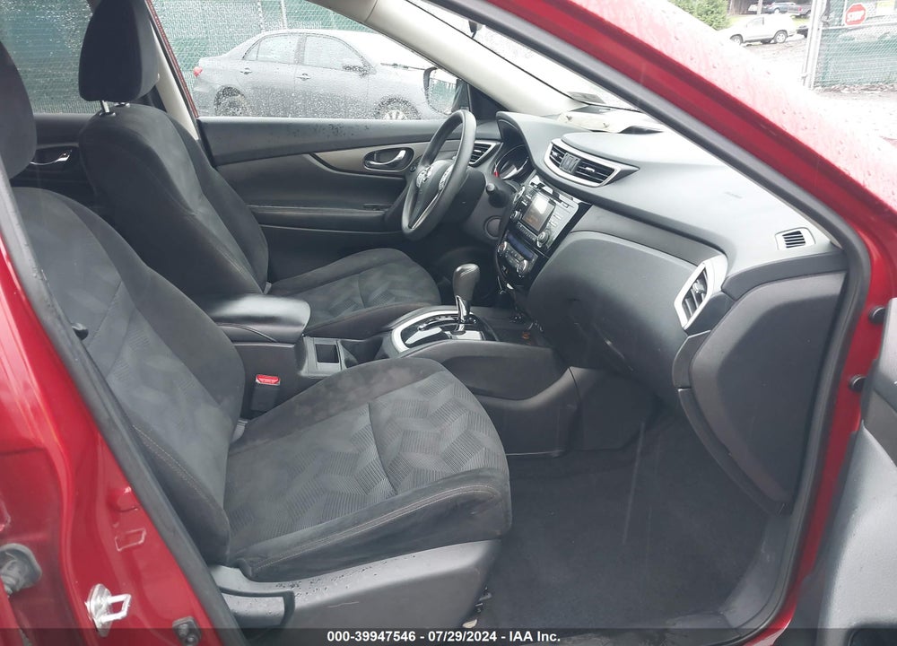 2014 NISSAN ROGUE SV VIN: 5N1AT2MV1EC850640