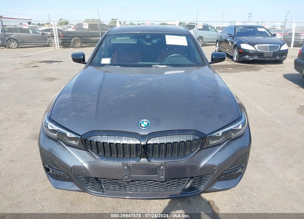 2022 BMW 3 SERIES 330E VIN: 3MW5P7J01N8C37132