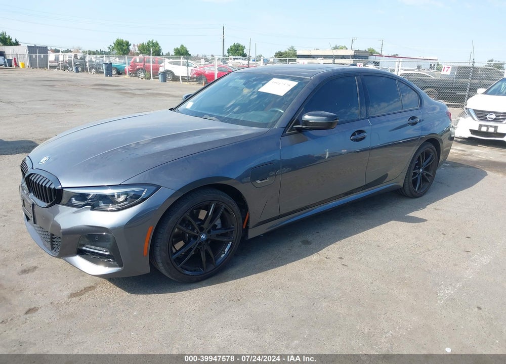 2022 BMW 3 SERIES 330E VIN: 3MW5P7J01N8C37132