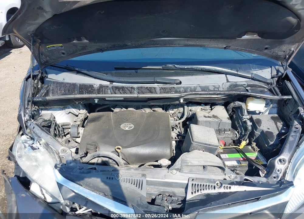 2018 TOYOTA SIENNA LE 8 PASSENGER VIN: 5TDKZ3DC2JS904158