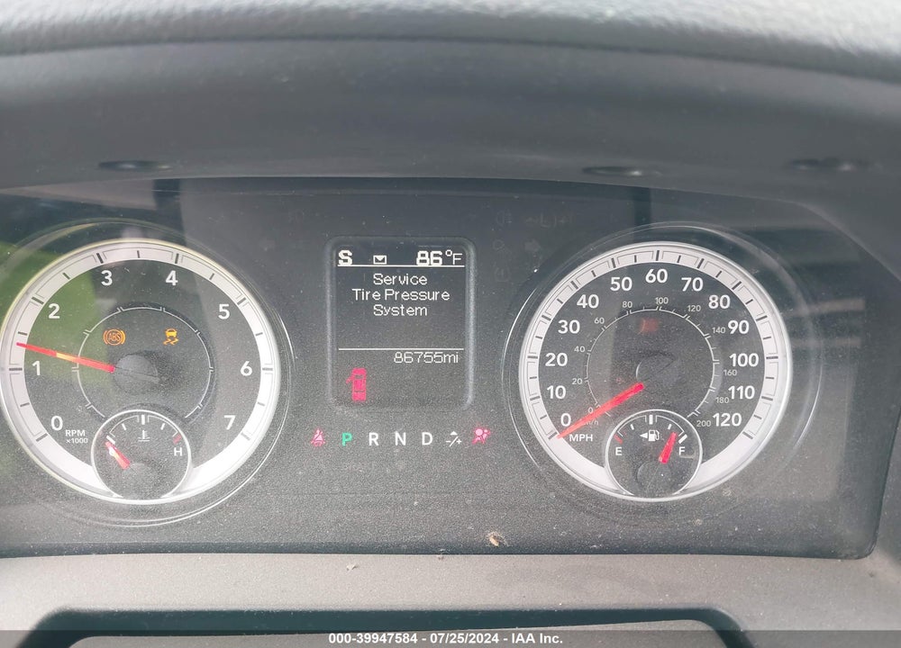 2016 RAM 1500 EXPRESS VIN: 3C6RR7KT1GG306361
