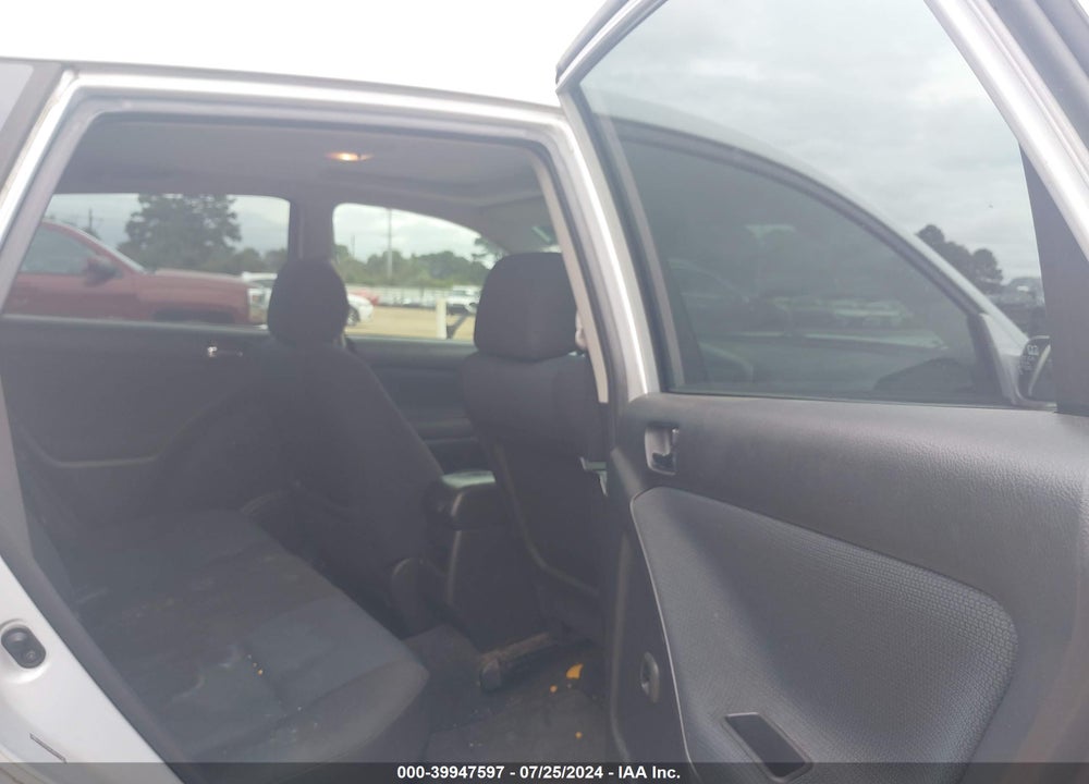 2008 TOYOTA MATRIX/XR VIN: 2T1KR32E28C715372
