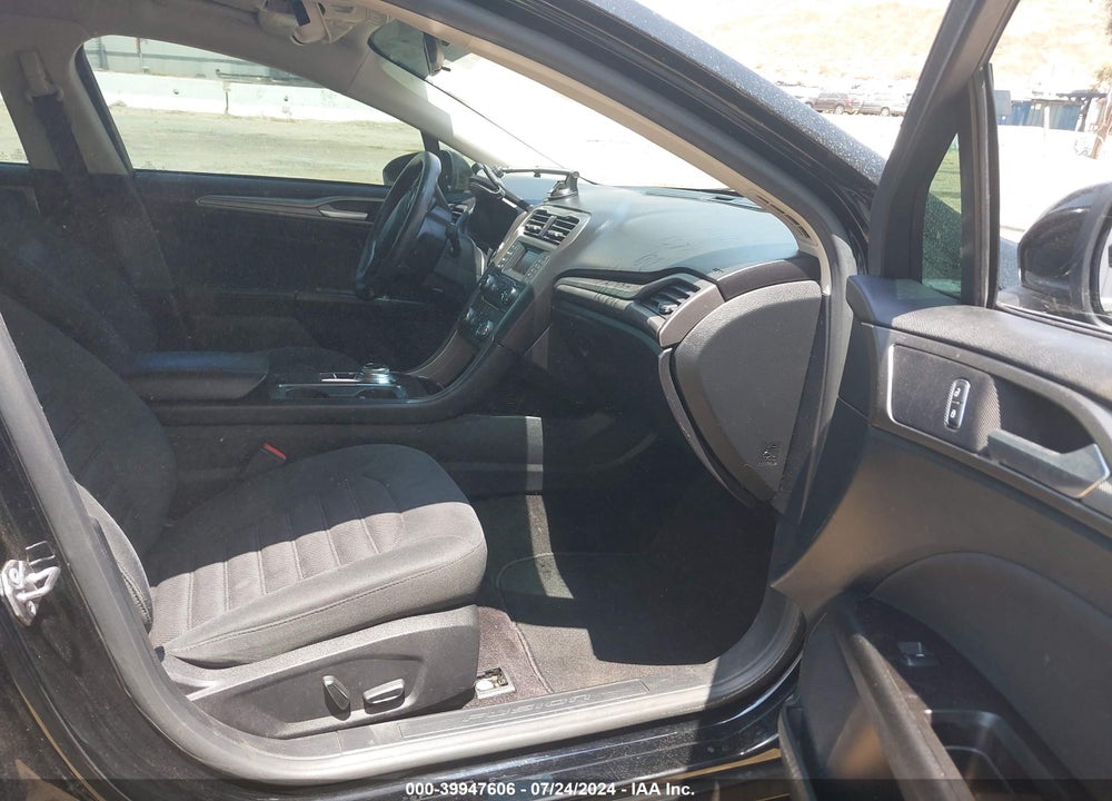2017 FORD FUSION SE VIN: 3FA6P0H71HR294985