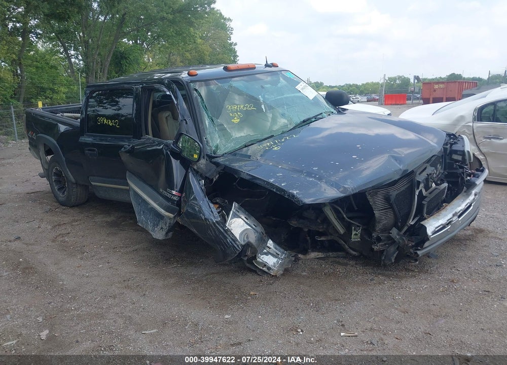 2004 CHEVROLET SILVERADO 2500HD LT VIN: 1GCHK23184F112819