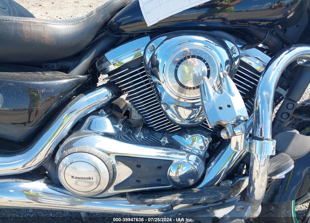 2012 KAWASAKI VN1700 E VIN: JKBVNRE11CA008268
