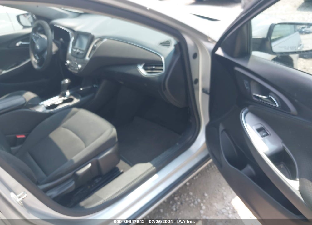 2017 CHEVROLET MALIBU 1LT VIN: 1G1ZE5ST2HF111664
