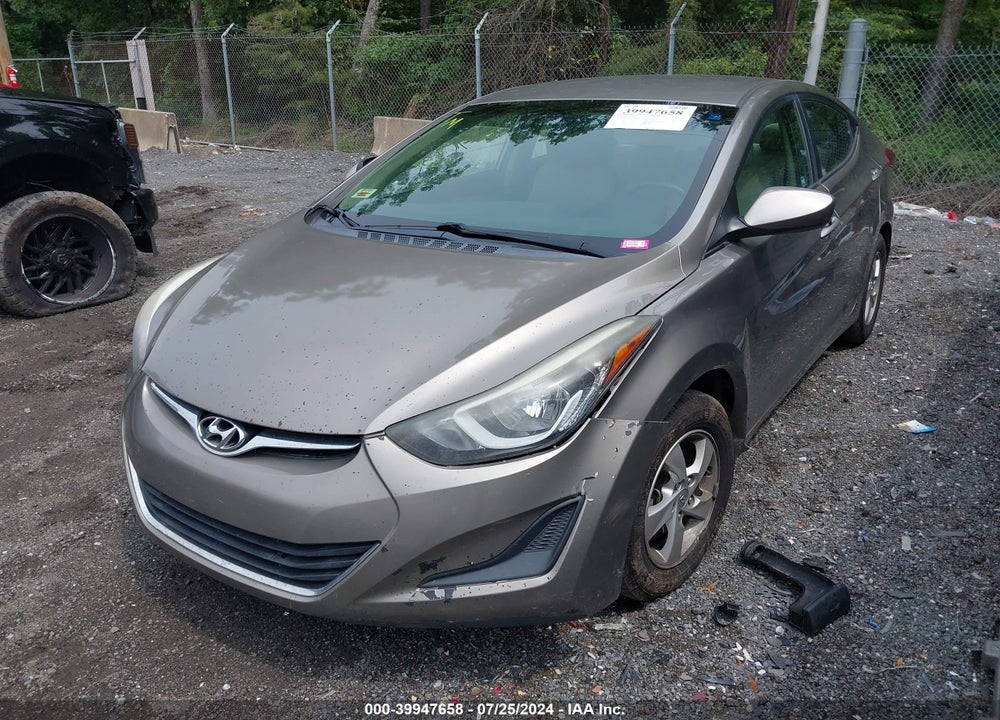 2014 HYUNDAI ELANTRA SE VIN: 5NPDH4AE4EH530106