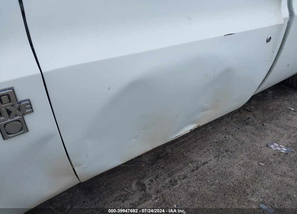 1983 CHEVROLET C10 VIN: 2GCDC14HXD1106089