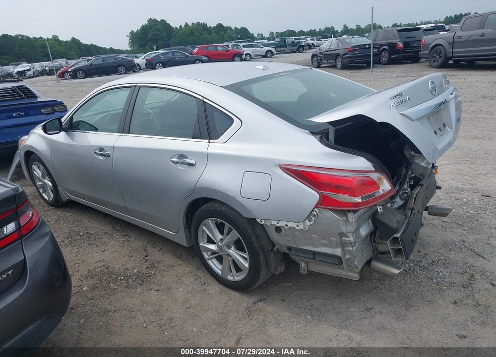2013 NISSAN ALTIMA VIN: 1N4AL3AP4DC240669