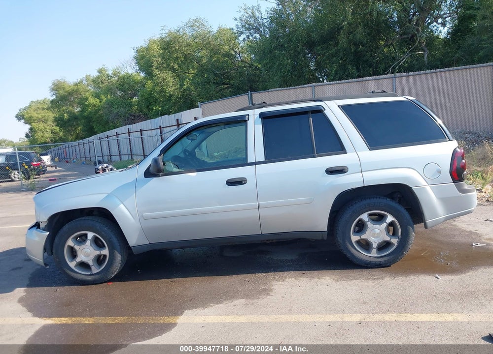 2007 CHEVROLET TRAILBLAZER LS VIN: 1GNDT13S372171245