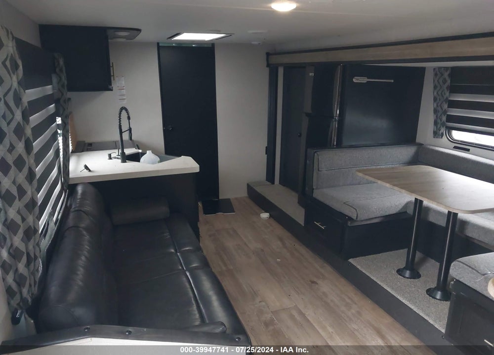 2021 FOREST RIVER OTHER VIN: 4X4TCKE23MK072986