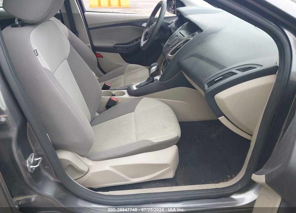 2014 FORD FOCUS SE VIN: 1FADP3F26EL353782