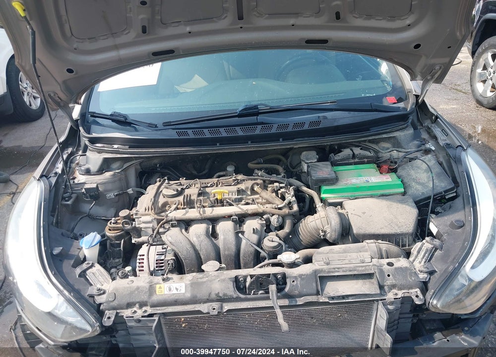 2016 HYUNDAI ELANTRA SE VIN: 5NPDH4AE2GH755630