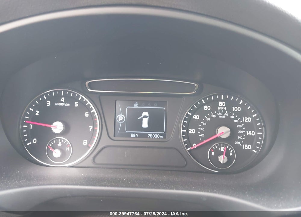 2016 KIA SORENTO 3.3L LX VIN: 5XYPG4A56GG003422