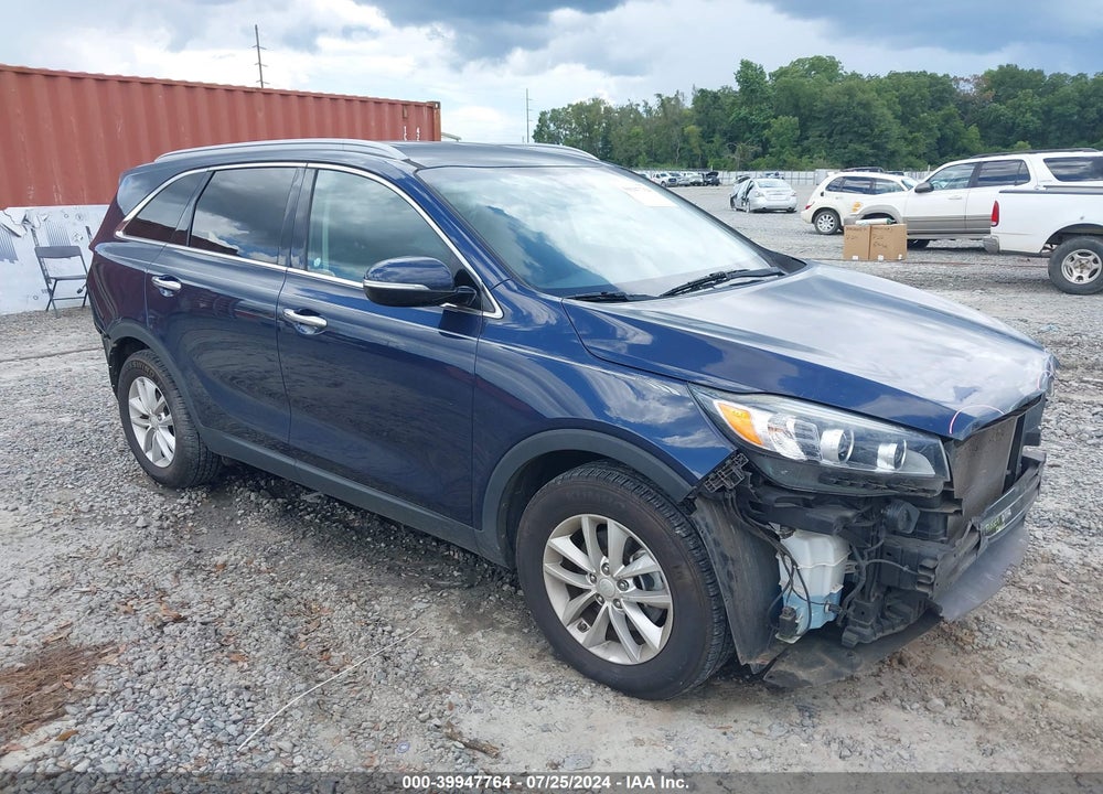 2016 KIA SORENTO 3.3L LX VIN: 5XYPG4A56GG003422